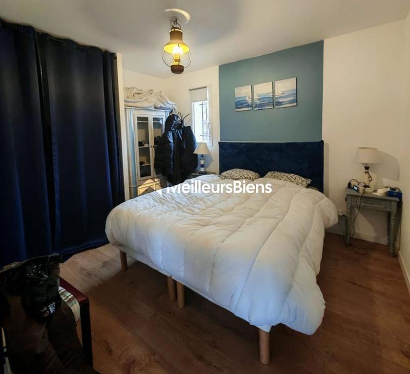 Villa - 164 m² - 8 pièces