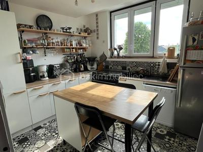 Maison - 136 m² - 6 pièces