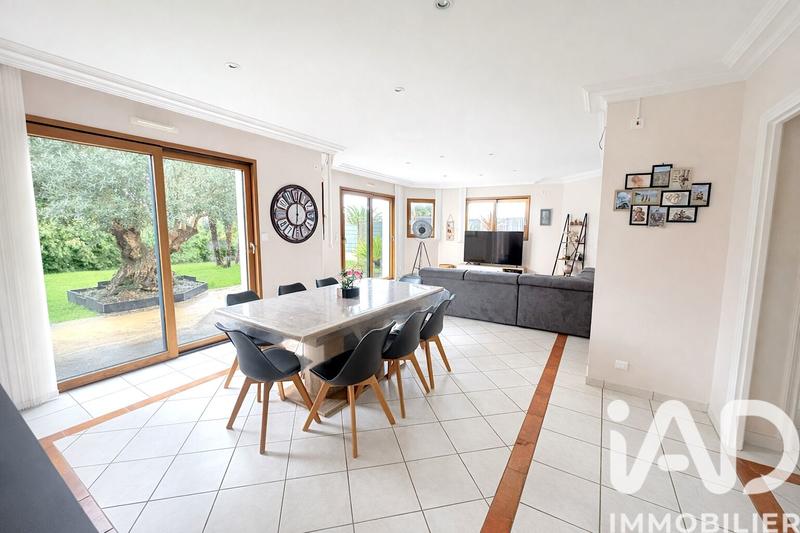 Maison - 160 m² - 7 pièces