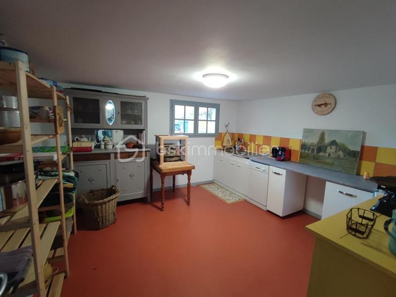 Pavillon - 184 m² - 9 pièces