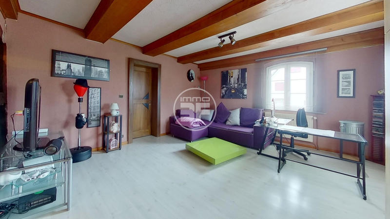 Maison - 200 m² - 6 pièces