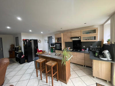 Maison - 144 m² - 6 pièces