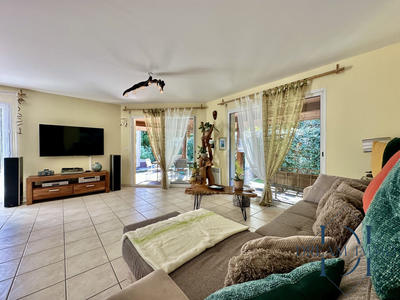 Maison contemporaine - 85 m² - 4 pièces