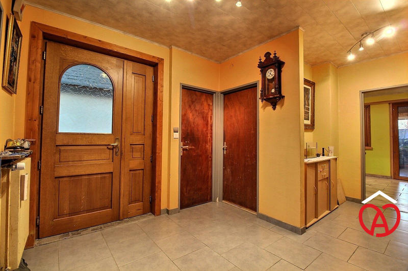 Maison ancienne - 243 m² - 9 pièces