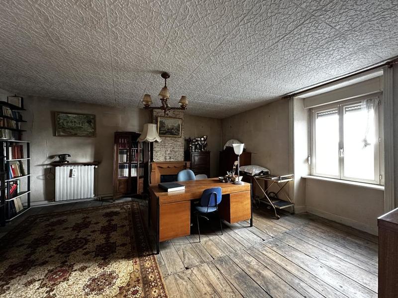 Maison ancienne - 206 m² - 7 pièces