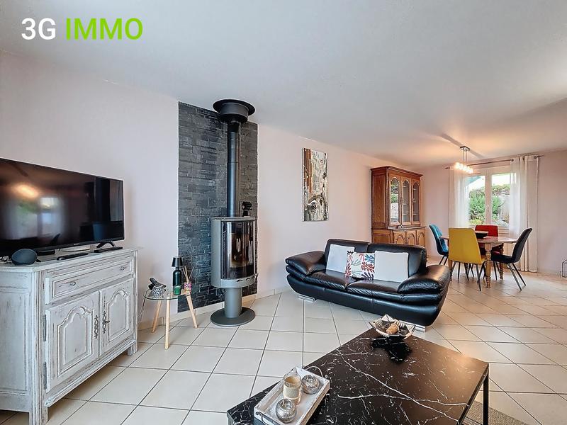 Villa - 90 m² - 5 pièces