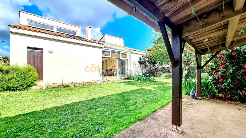 Maison - 145 m² - 6 pièces