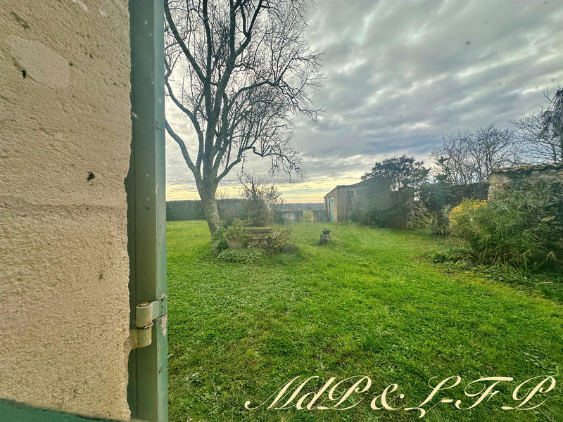 Maison - 247 m² - 9 pièces