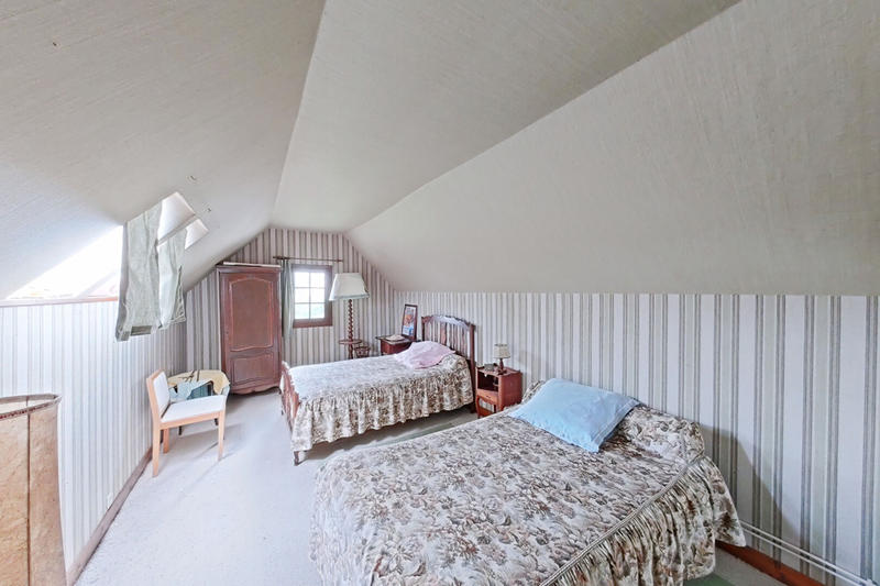 Maison - 180 m² - 6 pièces