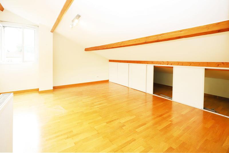 Maison - 178 m² - 6 pièces