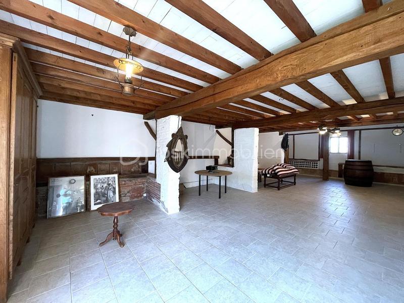 Corps de ferme - 334 m² - 6 pièces