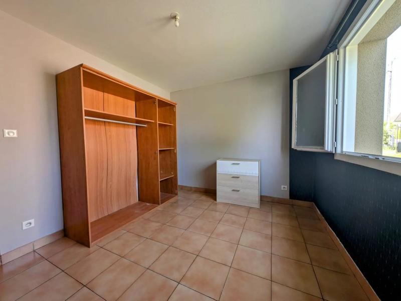 Maison - 220 m² - 9 pièces