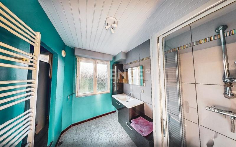 Maison - 165 m² - 6 pièces