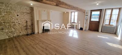 Maison - 135 m² - 6 pièces