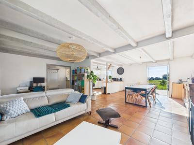 Maison - 142 m² - 6 pièces
