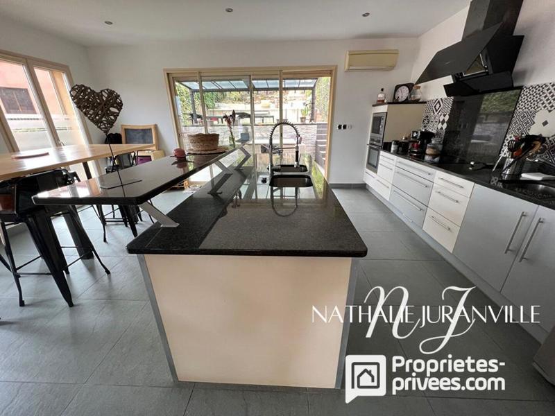 Villa - 188 m² - 6 pièces