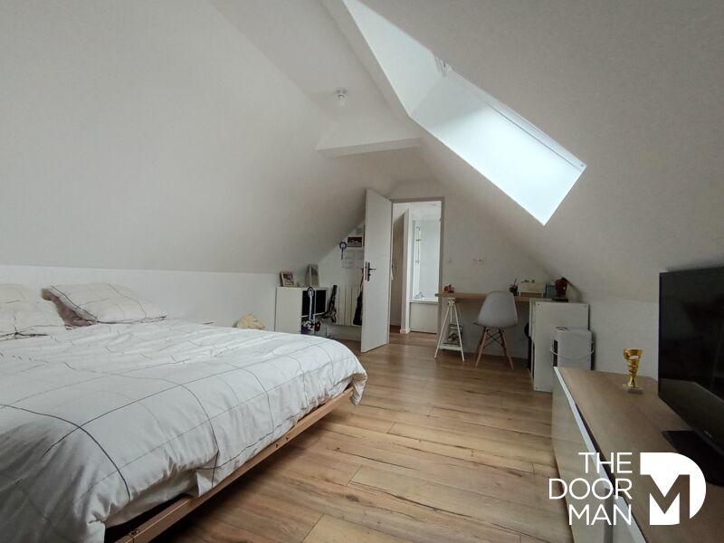 Maison - 137 m² - 6 pièces