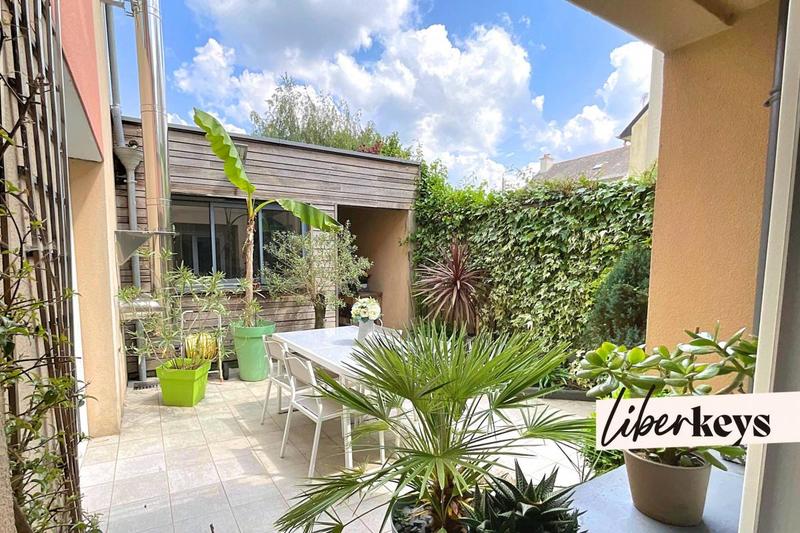 Maison - 161 m² - 6 pièces