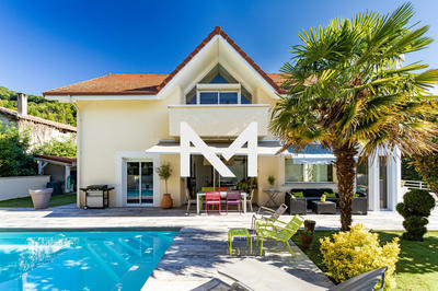 Maison contemporaine - 173 m² - 5 pièces