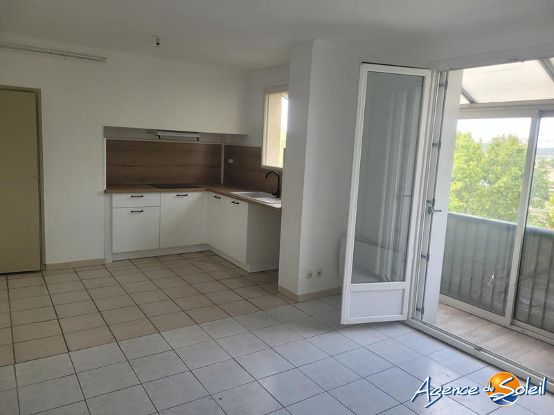 Appartement - 67 m² - 4 pièces