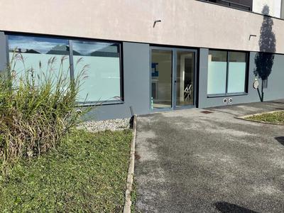 Bureau - 71 m² - 1 pièce