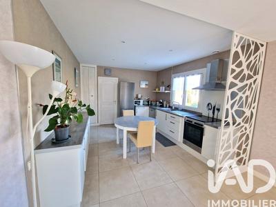 Maison - 102 m² - 5 pièces