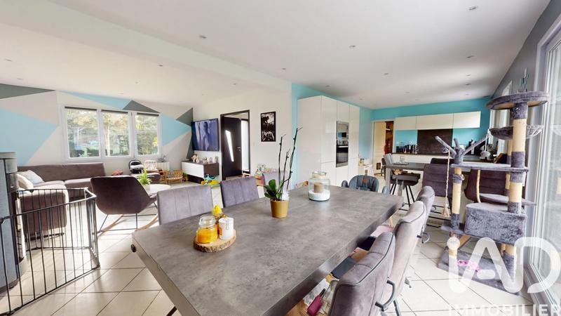 Maison - 120 m² - 6 pièces