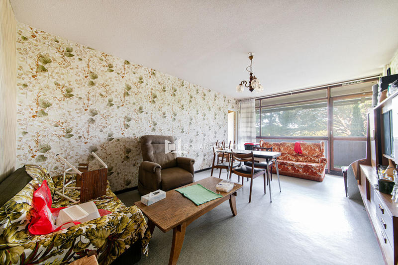 Appartement - 102 m² - 6 pièces