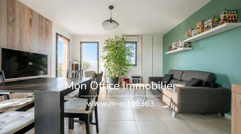 Appartement - 85 m² - 4 pièces