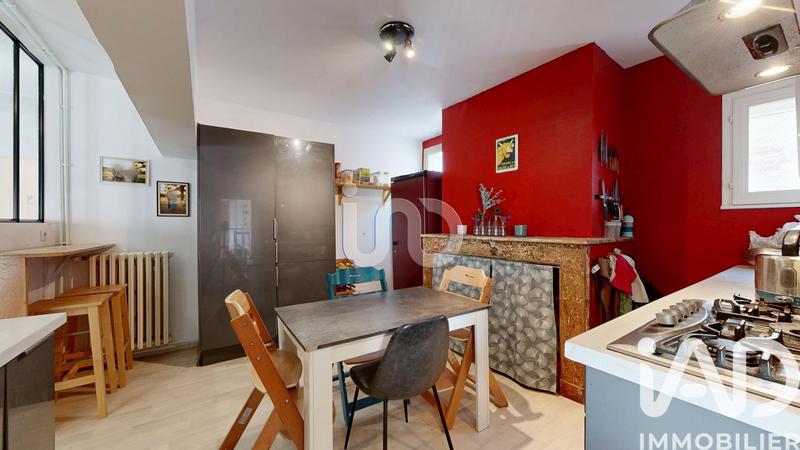 Appartement - 111 m² - 4 pièces