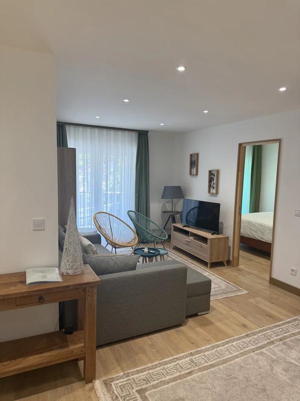 Immeuble - 800 m² - 30 pièces