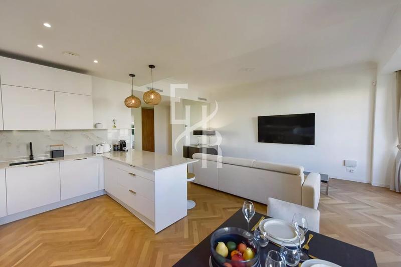 Appartement - 118 m² - 4 pièces