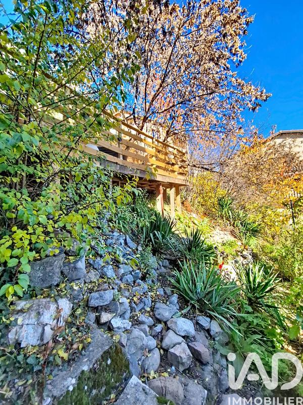 Maison de village - 118 m² - 4 pièces