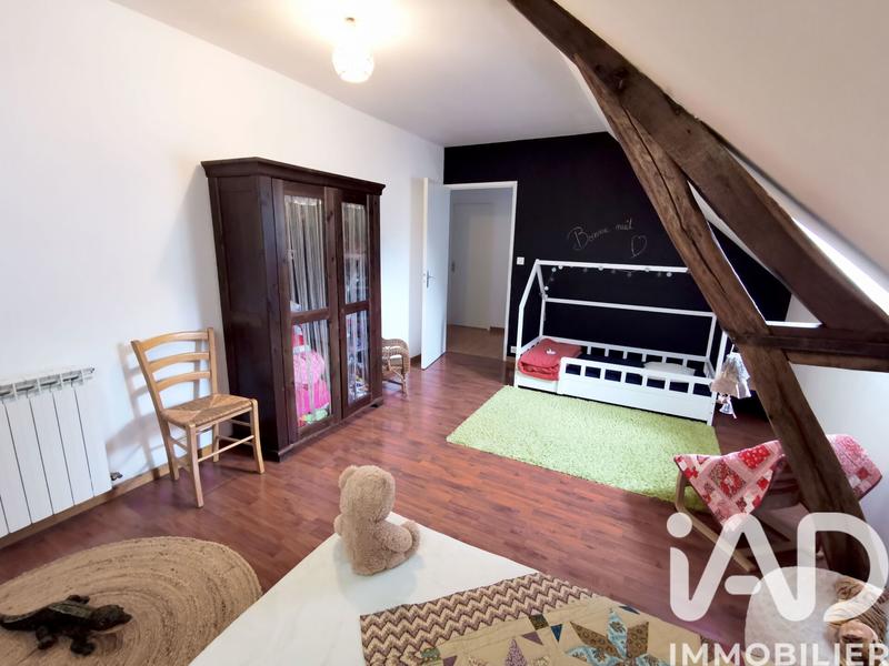 Maison - 211 m² - 7 pièces