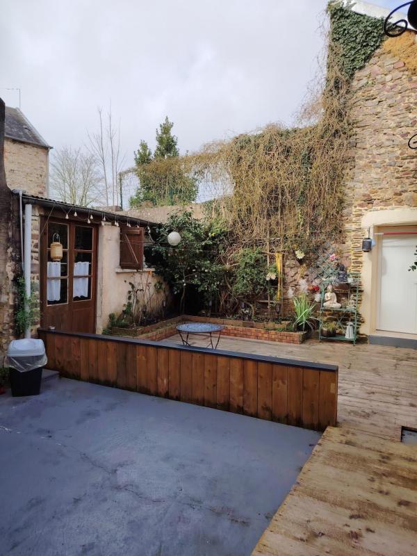 Maison de ville - 225 m² - 10 pièces