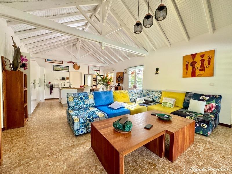 Propriété - 292 m² - 8 pièces