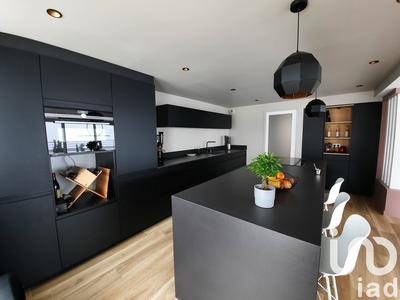 Maison - 199 m² - 6 pièces