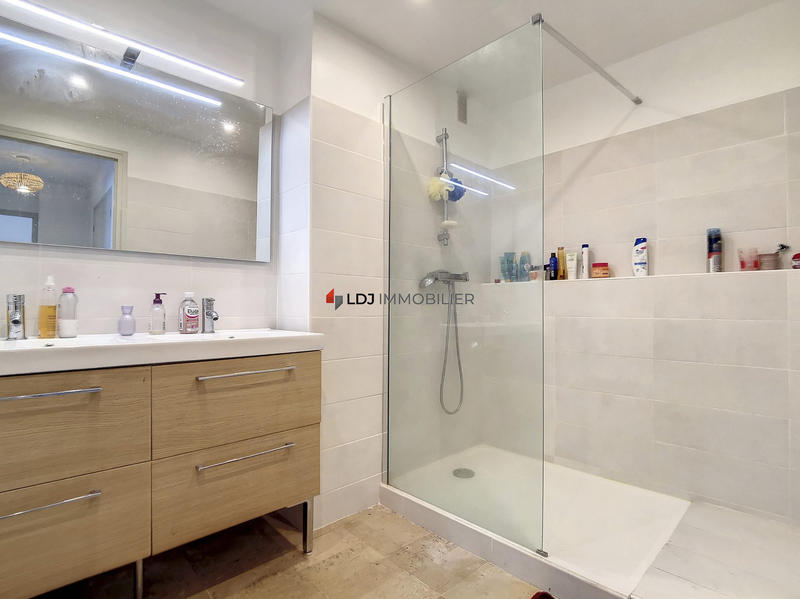 Appartement - 109 m² - 5 pièces