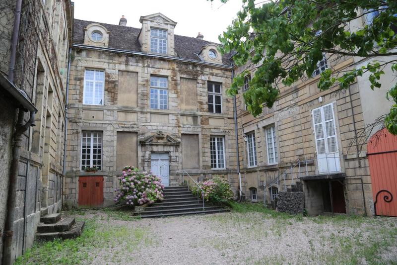 Appartement - 189 m² - 6 pièces