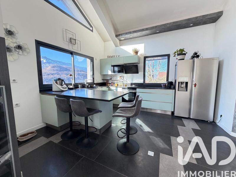 Maison de maîtres - 137 m² - 5 pièces