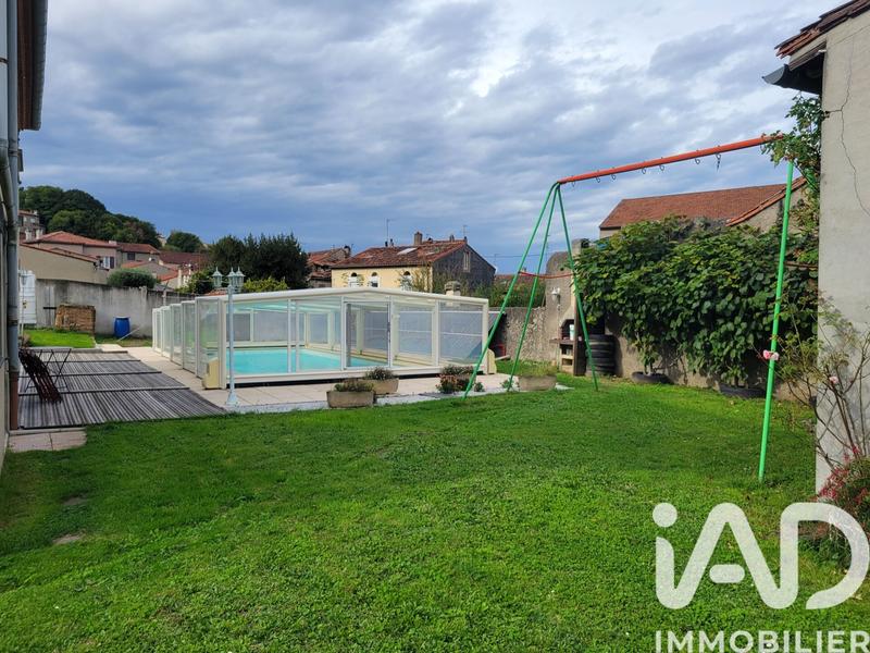 Maison - 158 m² - 8 pièces