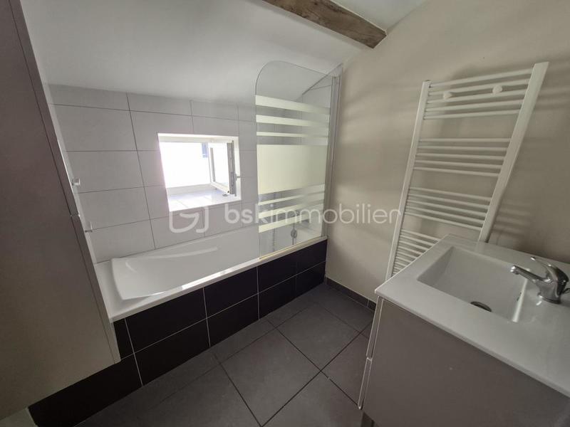 Maison - 102 m² - 4 pièces