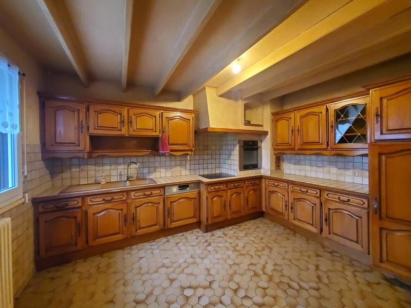 Maison - 145 m² - 6 pièces