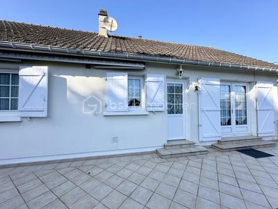 Maison - 107 m² - 6 pièces