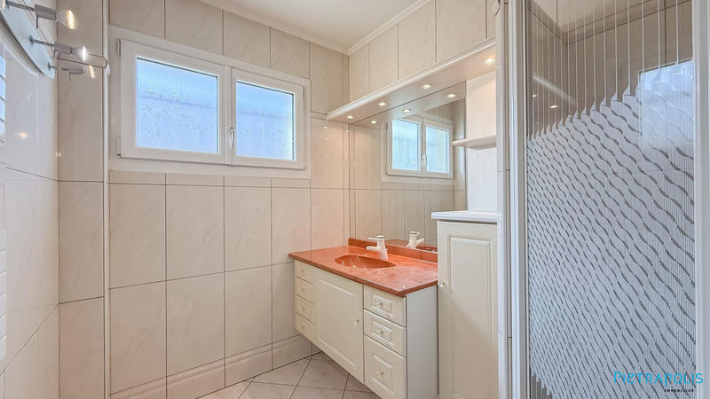 Villa - 181 m² - 7 pièces