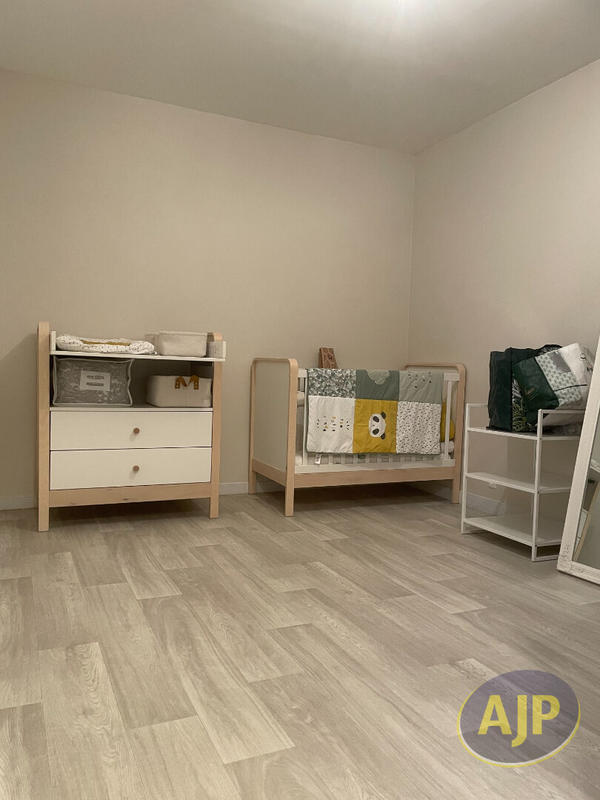 Appartement - 83 m² - 4 pièces