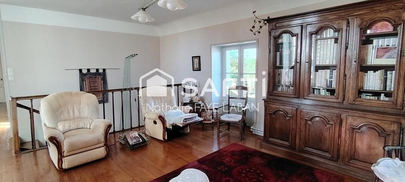 Maison de maîtres - 350 m² - 8 pièces