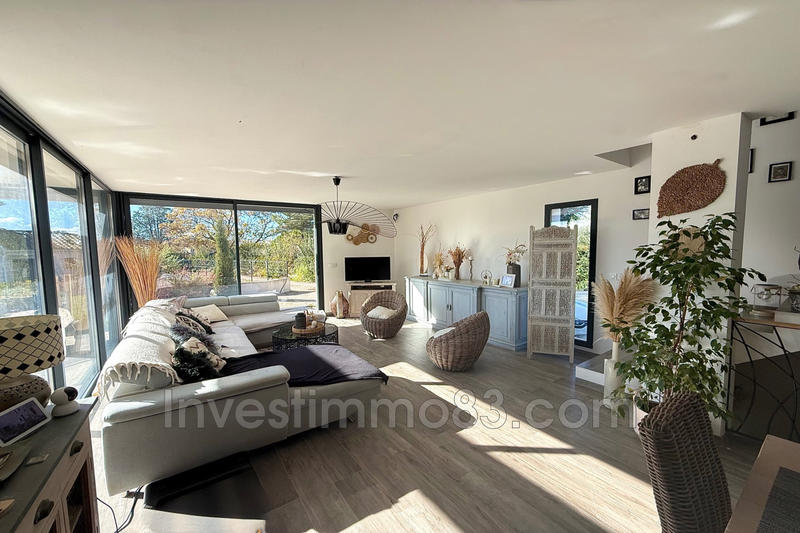 Maison - 130 m² - 4 pièces