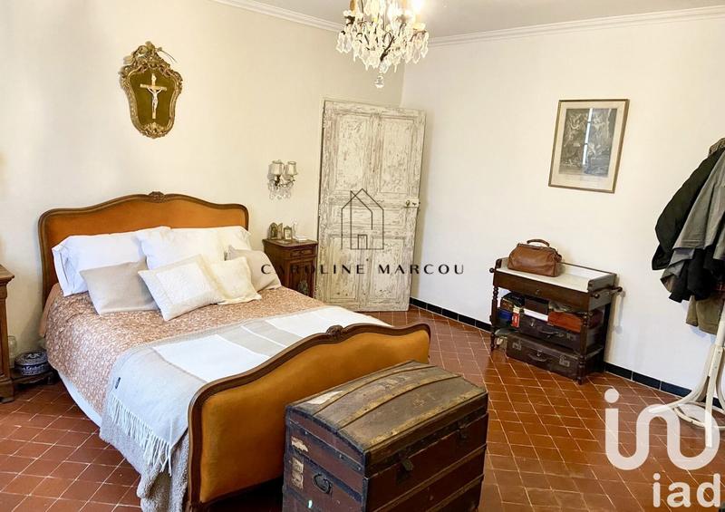 Maison - 343 m² - 10 pièces