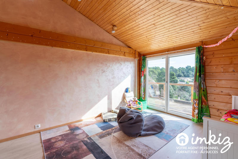 Maison - 290 m² - 10 pièces